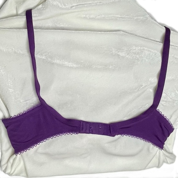 Blackheart~ Demi Bras~ Set of Two - Picture 8 of 8